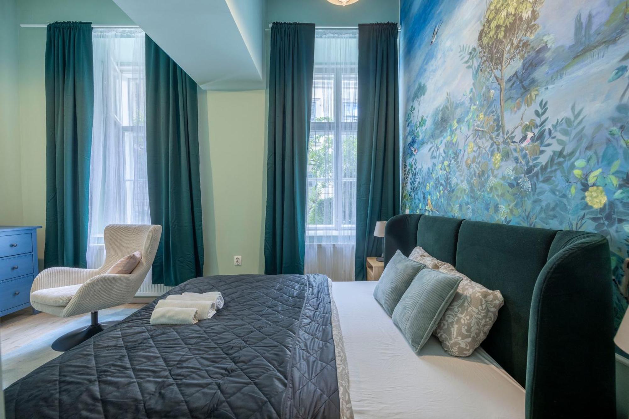 Appartement Hidden Gem With Terrace On The Andrassy Fashion Road à Budapest Extérieur photo